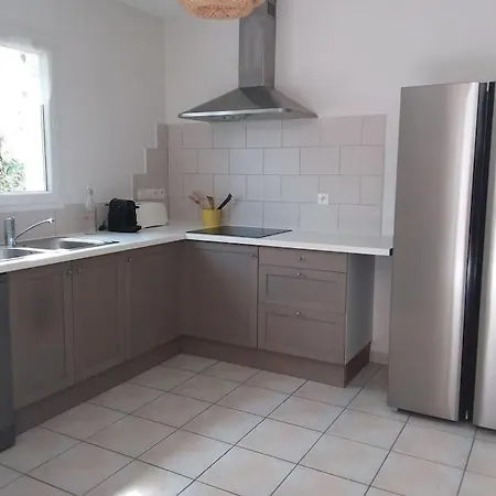 La Goulebeneze Holiday home *